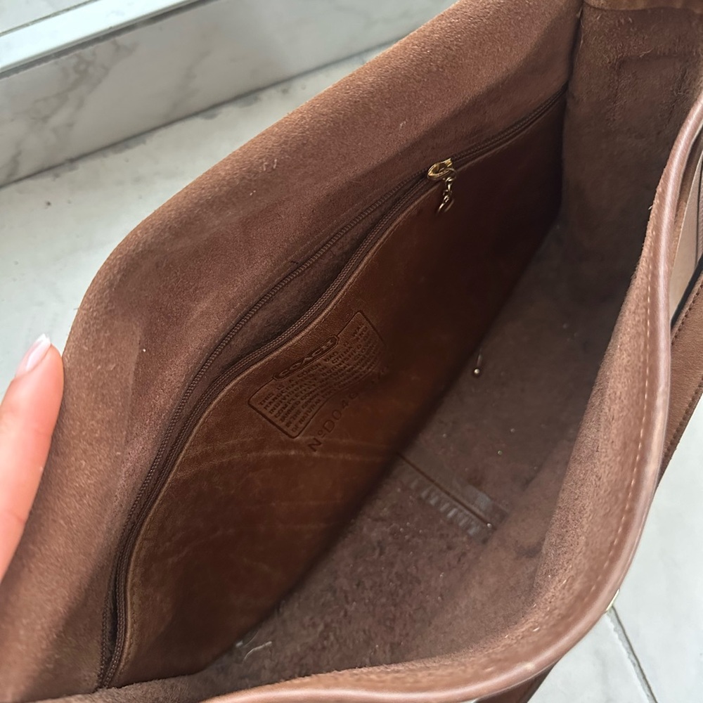 Vintage Coach 9790 Compartment Crossbody - Picture 7 of 9